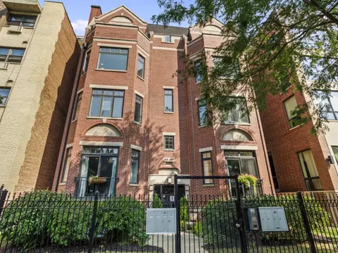 6161 N Kenmore Ave #3N, Chicago, IL 60660