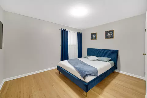 Bedroom - 2527 William Ave, Glenview, IL 60025 photo 2 of 3