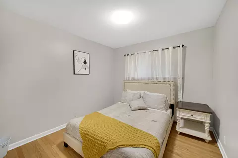 Bedroom - 2527 William Ave, Glenview, IL 60025 photo 1 of 3