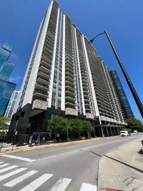 400 E Randolph St #1127, Chicago, IL 60601