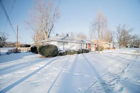1202 Hovey Ave, Normal, IL 61761 photo 5