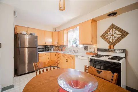 1202 Hovey Ave, Normal, IL 61761 photo 16