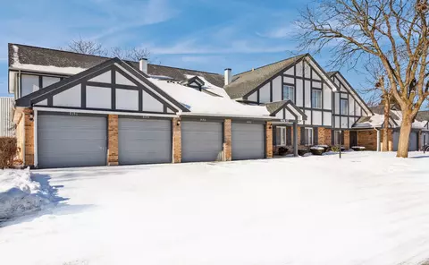 9151 Fairmont Ct #65, Orland Park, IL 60462