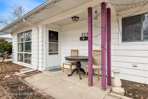 Exterior - 202 Cindy Ln, Wheeling, IL 60090 photo 1 of 2