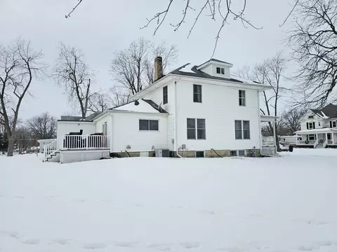 317 E Fourth St, Gridley, IL 61744 photo 7
