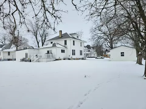 317 E Fourth St, Gridley, IL 61744 photo 6