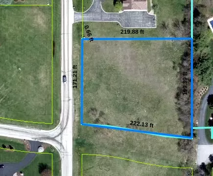 1322 Bull Valley Dr, Woodstock, IL 60098