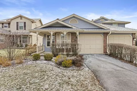 162 Pier Ct, Naperville, IL 60565