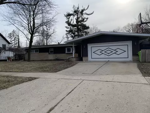 518 Mcdowell St, Delavan, WI 53115