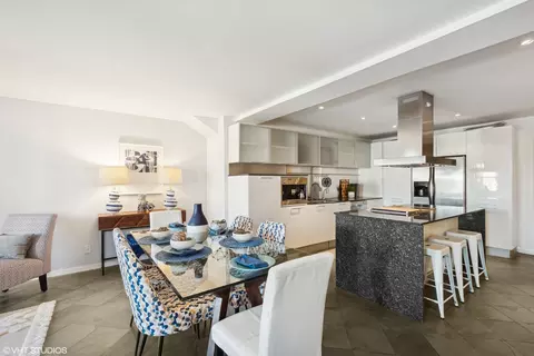 Dining - 40 E 9th St #1509, Chicago, IL 60605 photo 3 of 4