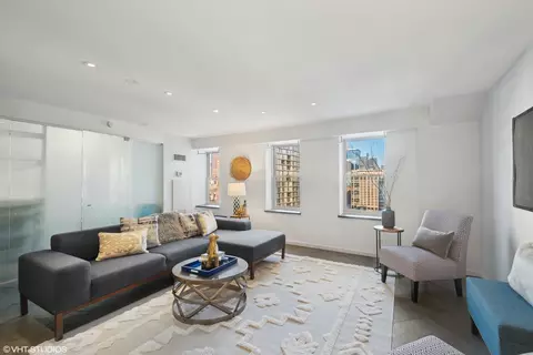 Living - 40 E 9th St #1509, Chicago, IL 60605 photo 2 of 3