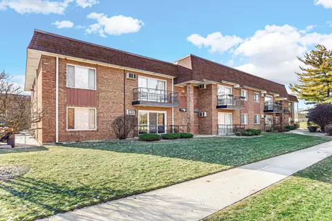 943 Olive Rd #5A, Homewood, IL 60430