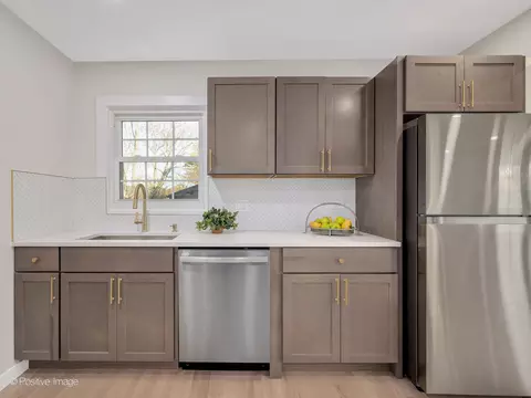 208 E Harrison Rd, Lombard, IL 60148 photo 8