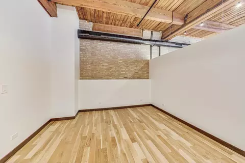 Bedroom - 1017 W Washington Blvd #4E, Chicago, IL 60607 photo 3 of 4