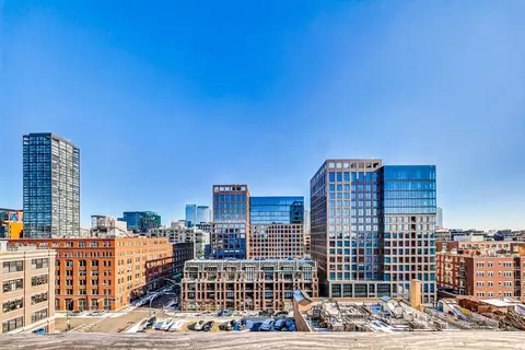 View/Area - 1017 W Washington Blvd #4E, Chicago, IL 60607 photo 1 of 1