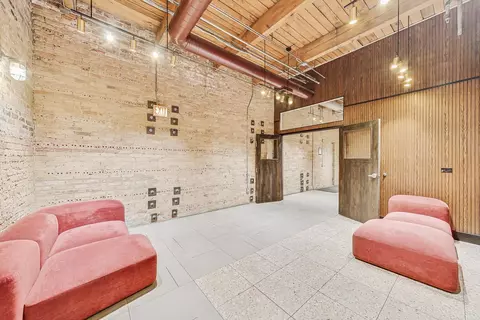 Other - 1017 W Washington Blvd #4E, Chicago, IL 60607 photo 5 of 7