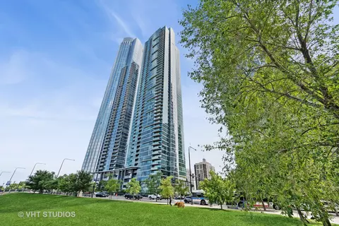 1201 S Prairie Ave #4605, Chicago, IL 60605