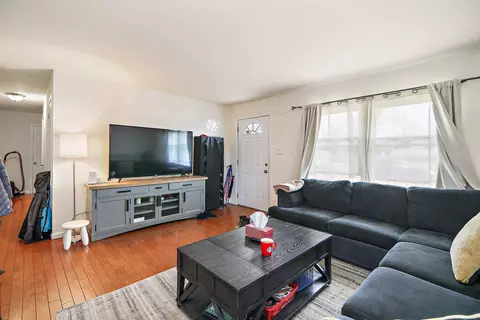 Living - 19408 Beechnut Dr, Mokena, IL 60448 photo 1 of 1