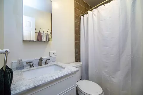 Bath - 19408 Beechnut Dr, Mokena, IL 60448 photo 1 of 1