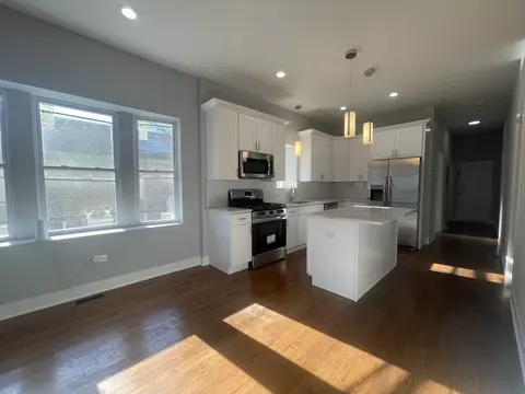 Kitchen - 7534 S Champlain Ave, Chicago, IL 60619 photo 7 of 8