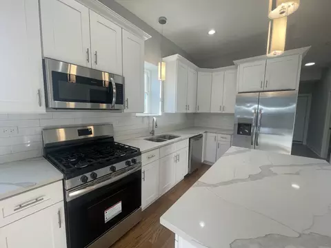 Kitchen - 7534 S Champlain Ave, Chicago, IL 60619 photo 3 of 8