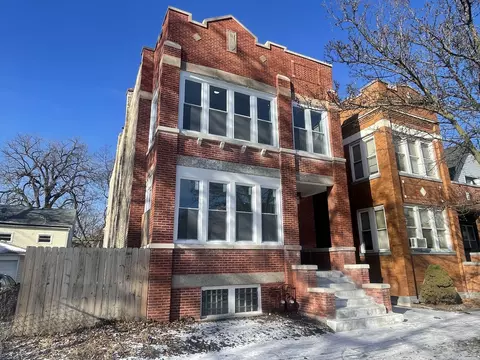 7534 S Champlain Ave, Chicago, IL 60619