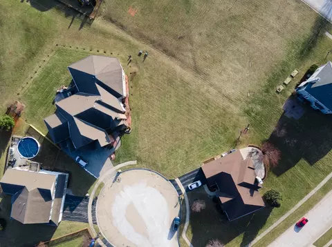 3675 Eagle Ct, Dekalb, IL 60115