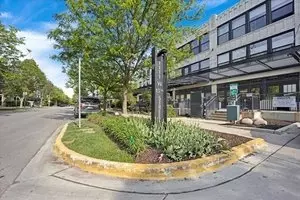 1111 W 15th St #314, Chicago, IL 60608