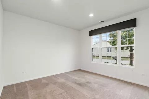 Other - 2733 Beacon Point Cir, Elgin, IL 60124 photo 6 of 8