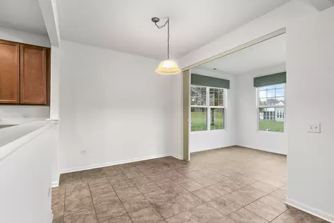 Other - 2733 Beacon Point Cir, Elgin, IL 60124 photo 2 of 8