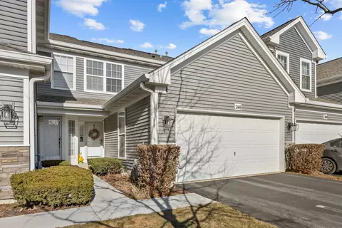 246 Millers Xing #246, Itasca, IL 60143