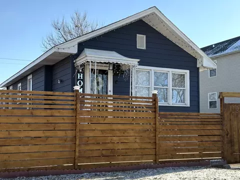 11027 S Mackinaw Ave, Chicago, IL 60617