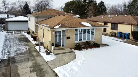 11928 S Avers Ave, Alsip, IL 60803