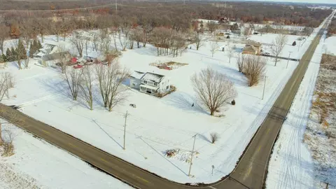 35047 S Cemetery Rd, Braidwood, IL 60408