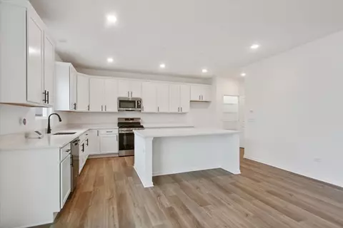 12854 S Kerry Ln, Plainfield, IL 60585 photo 8