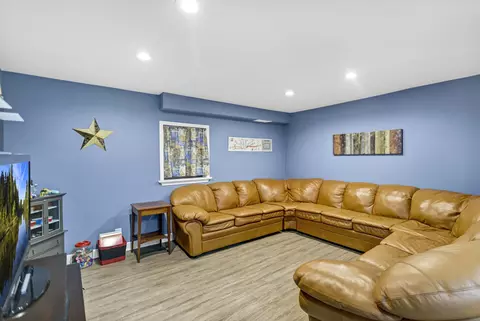 2299 Webster Ln, Des Plaines, IL 60018 photo 42