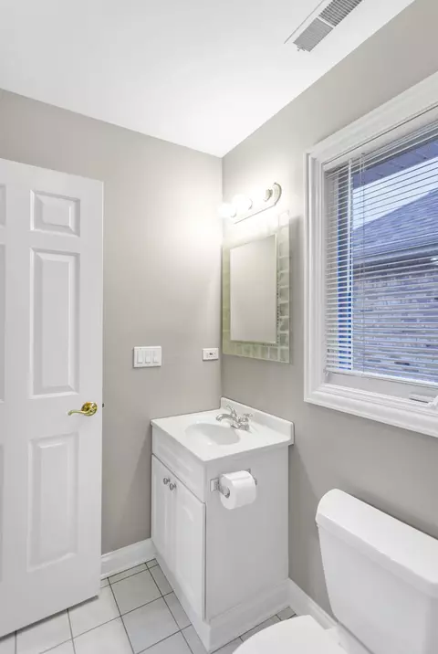 2299 Webster Ln, Des Plaines, IL 60018 photo 30