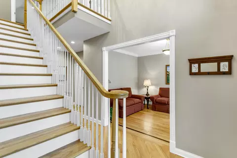 2299 Webster Ln, Des Plaines, IL 60018 photo 19