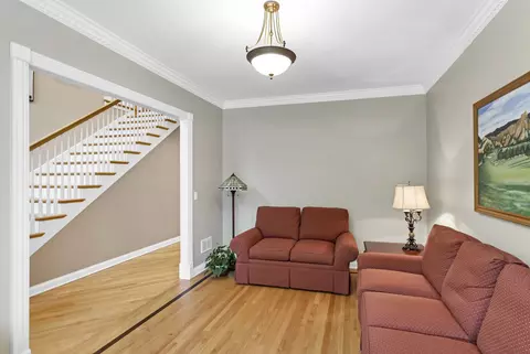 2299 Webster Ln, Des Plaines, IL 60018 photo 6