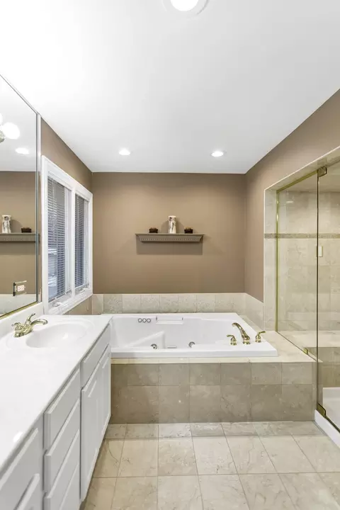 2299 Webster Ln, Des Plaines, IL 60018 photo 23