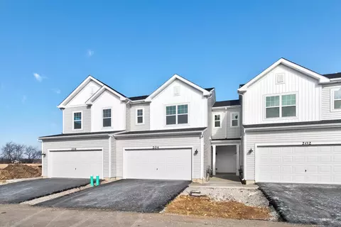 204 Kingsport Dr, South Elgin, IL 60177