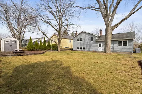 1210 Westhaven Dr, Wheaton, IL 60189 photo 23