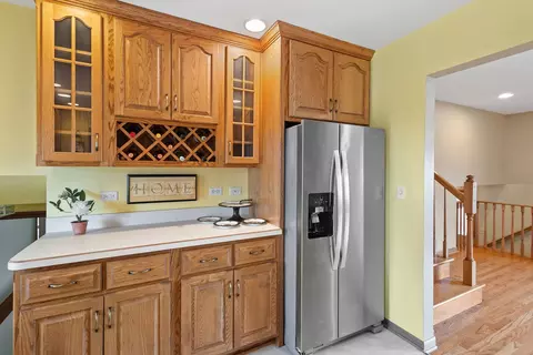 1210 Westhaven Dr, Wheaton, IL 60189 photo 8