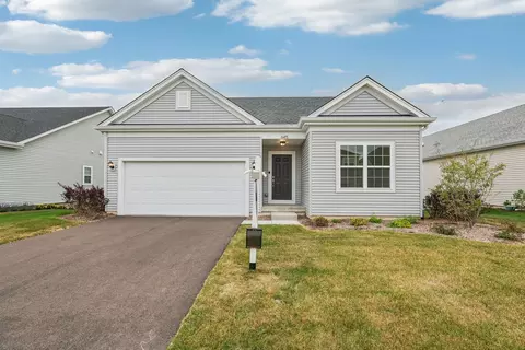 645 Virginia St, Elburn, IL 60119