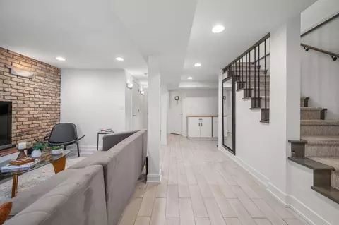 2716 N Artesian Ave, Chicago, IL 60647 photo 22