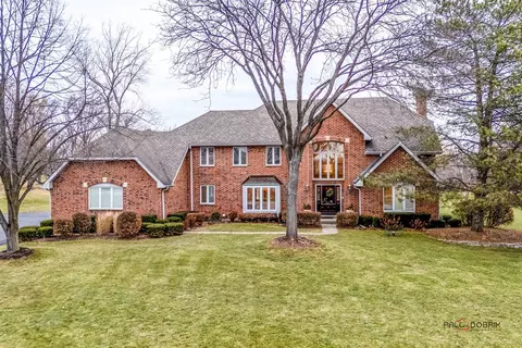 1260 Pottawatomie Ct, Long Grove, IL 60047