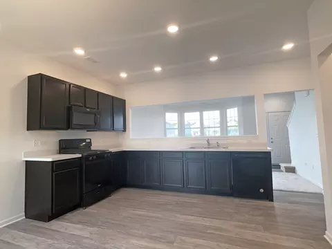1048 Celebration Dr, Aurora, IL 60504 photo 6