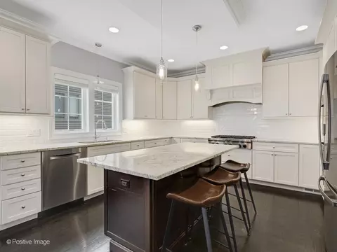 566 S Mitchell Ave, Elmhurst, IL 60126 photo 21