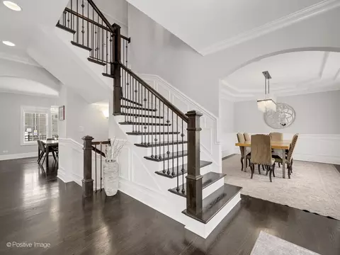 566 S Mitchell Ave, Elmhurst, IL 60126 photo 14