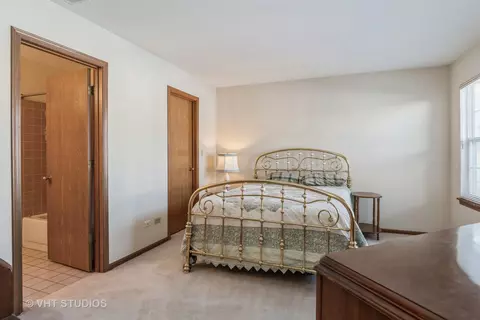 Bedroom - 21331 Silktree Cir, Plainfield, IL 60544 photo 3 of 4